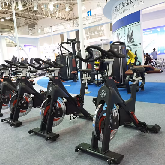 Commerciale Indoor Verticale Sport Bodybuilding Palestra domestica Spin Bicycle Attrezzatura per il fitness Cyclette stazionaria Trainer Air Magnetic Esercizio Spinning Bike